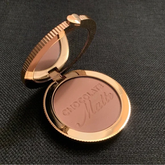 NEW TOO FACED Chocolate Soleil Matte Bronzer - Full Size - Picture 3 of 5